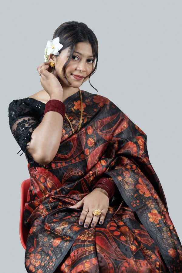 প্রিমিয়াম ঢাকাই জামদানী সিল্ক শাড়ি – রাজকীয় উৎসব কালেকশন